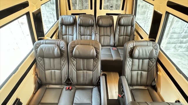 New Benz Sprinter 2024 VVIP 11 Seats