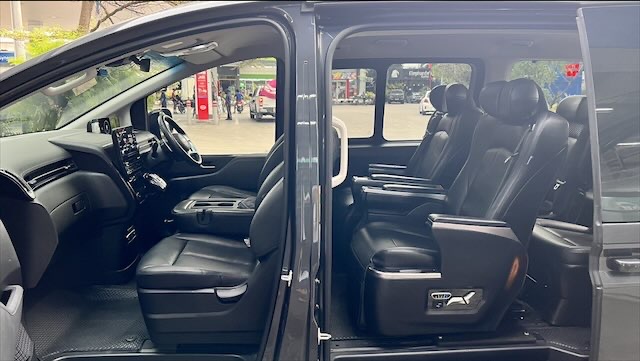 New Hyundai Starita SEL 9 ที่นั่ง , VIP 7 ที่นั่ง
