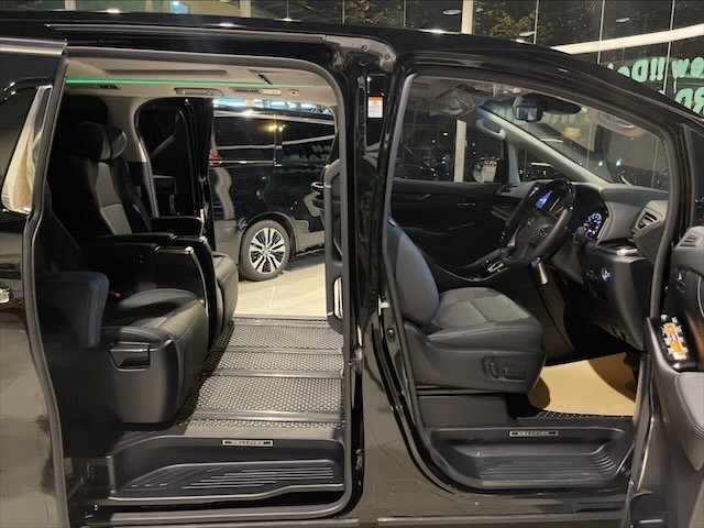 New Toyota Alphard SC 2022 - 2023 VIP 7 Seats