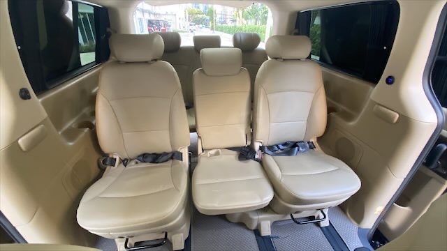 Hyundai H1 Deluxe , Elite VIP 11 Seats