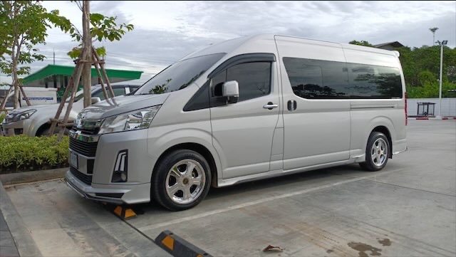 New Toyota Commuter VIP 8,9,10 Seat