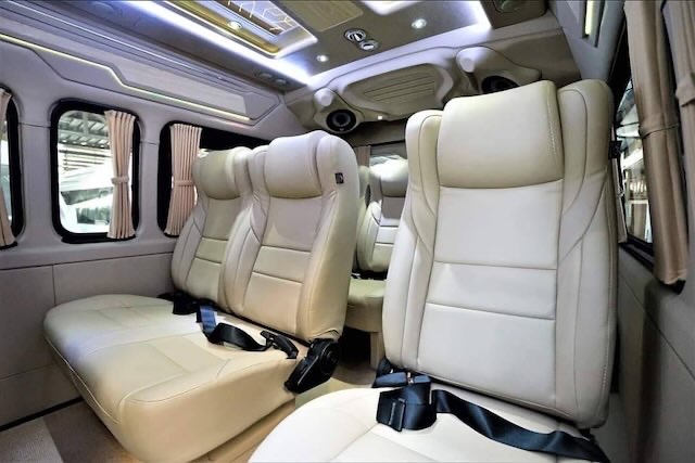 New Toyota Commuter VIP 8,9,10 Seat