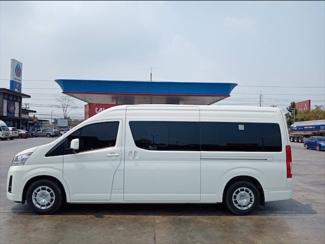 New Toyota Commuter VIP 8,9,10 Seat