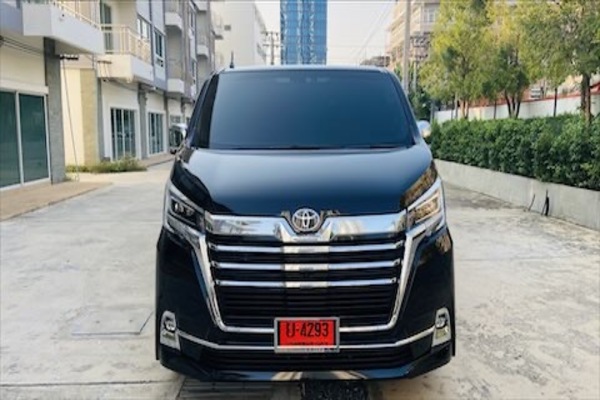 New Toyota Majesty Premium 11 Seats Model Year 2020 - 2024