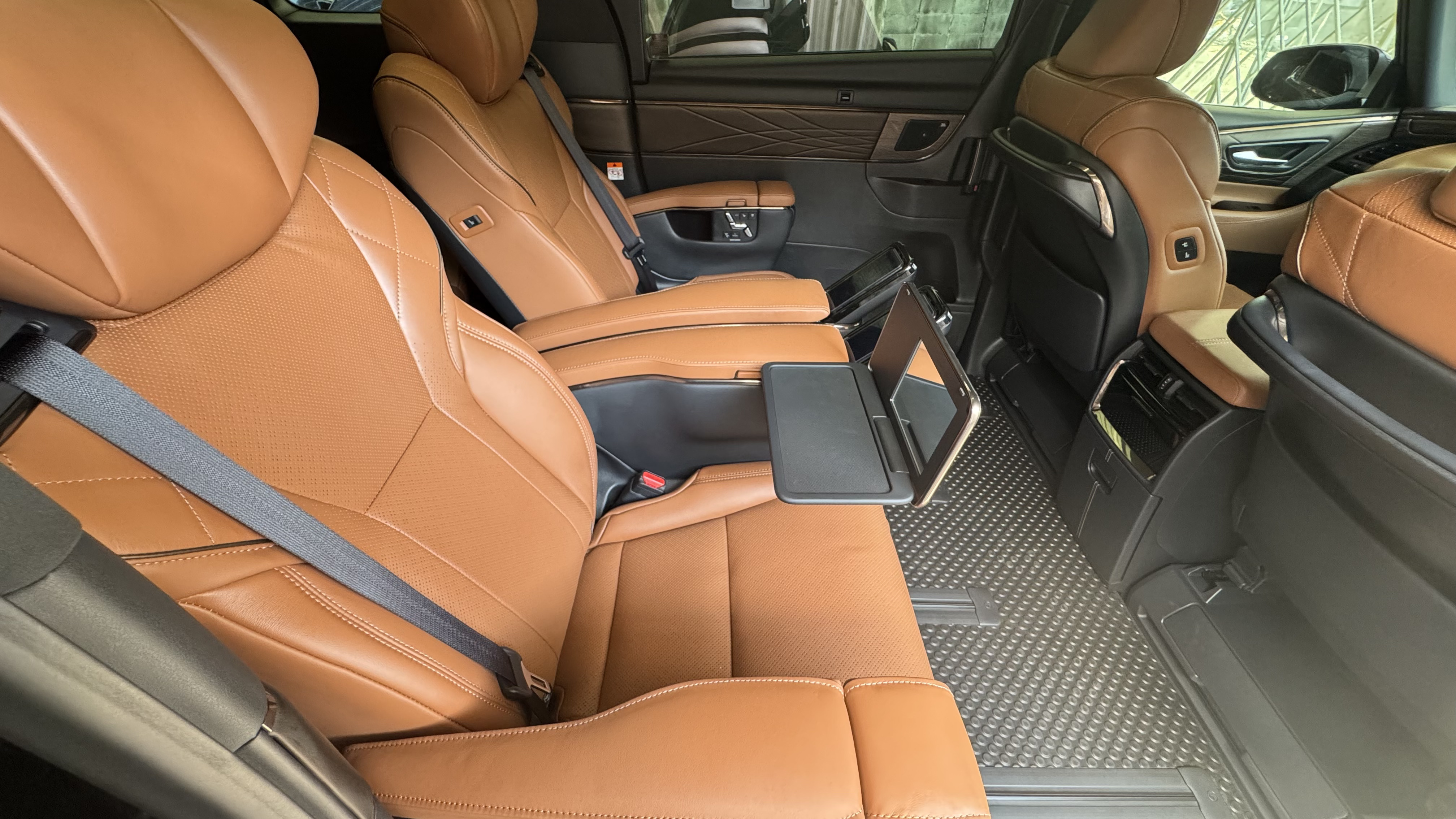 New Toyota Alphard Executive Lounge 2025 VVIP 7 Seats
