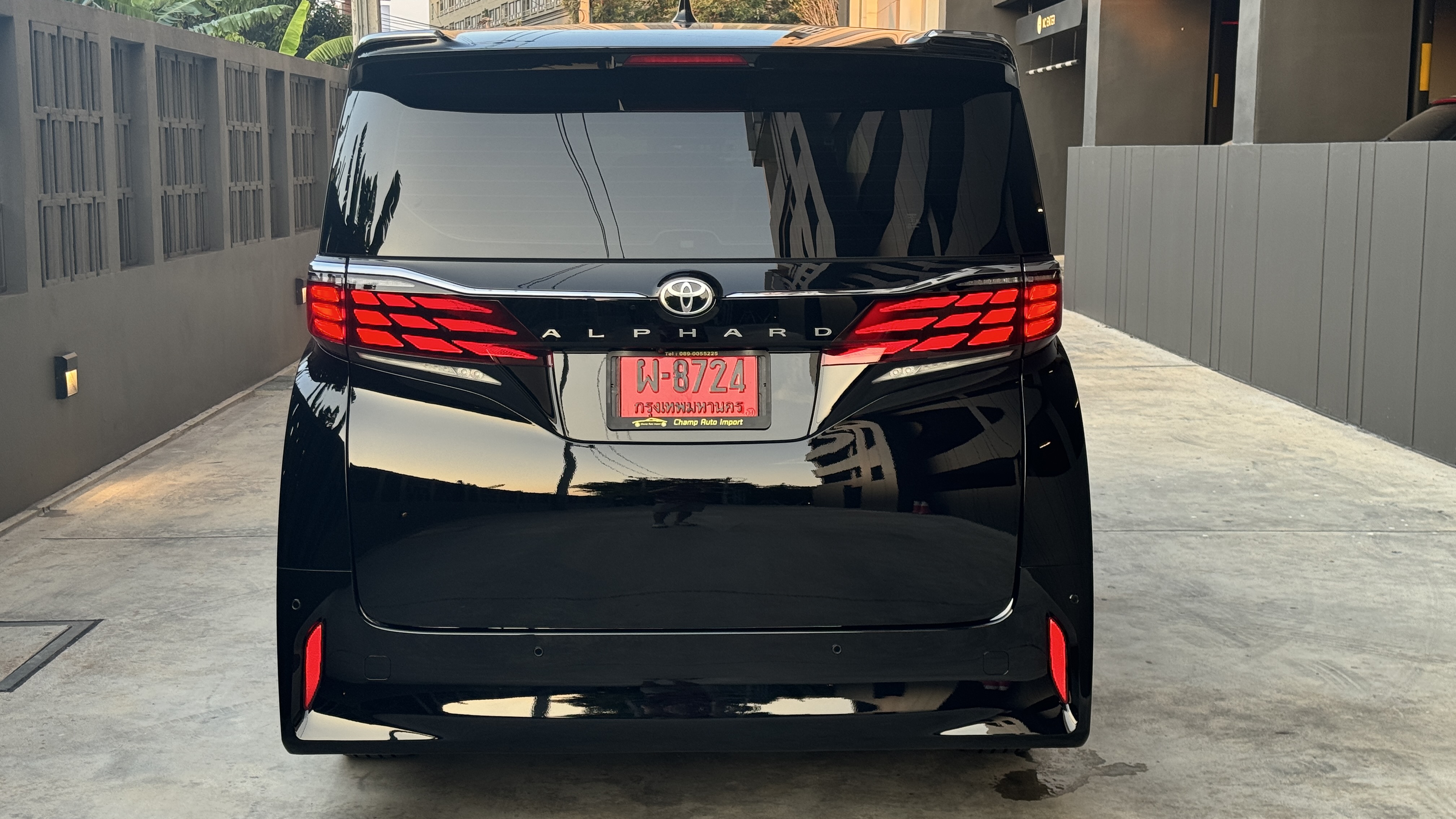 New Toyota Alphard Z 40 Model 2024-2025 VIP 7 Seats