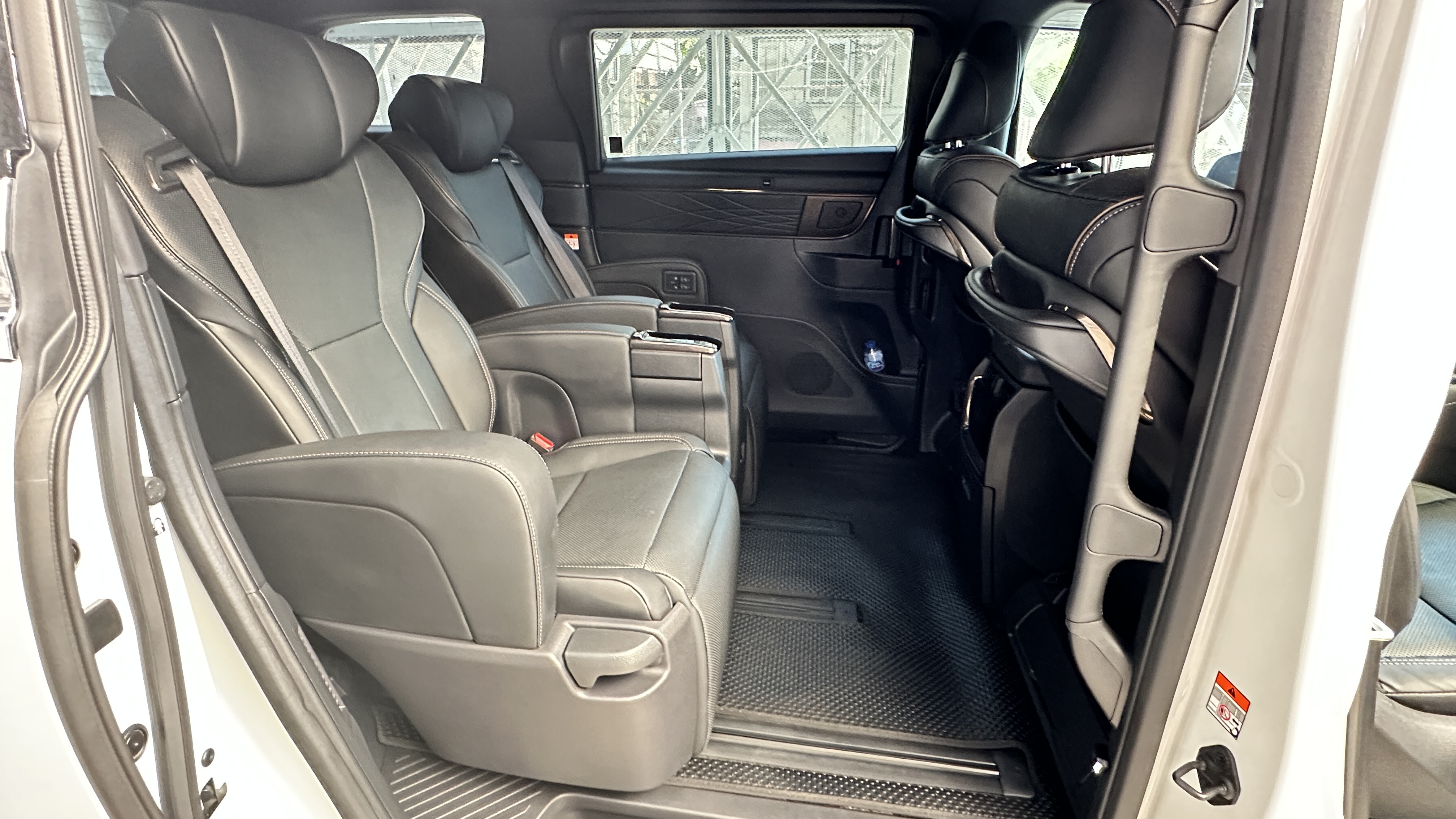 New Toyota Alphard Z 40 Model 2024-2025 VIP 7 Seats