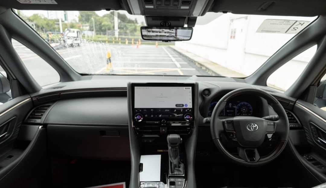 New Toyota Alphard Z 40 Model 2024-2025 VIP 7 Seats