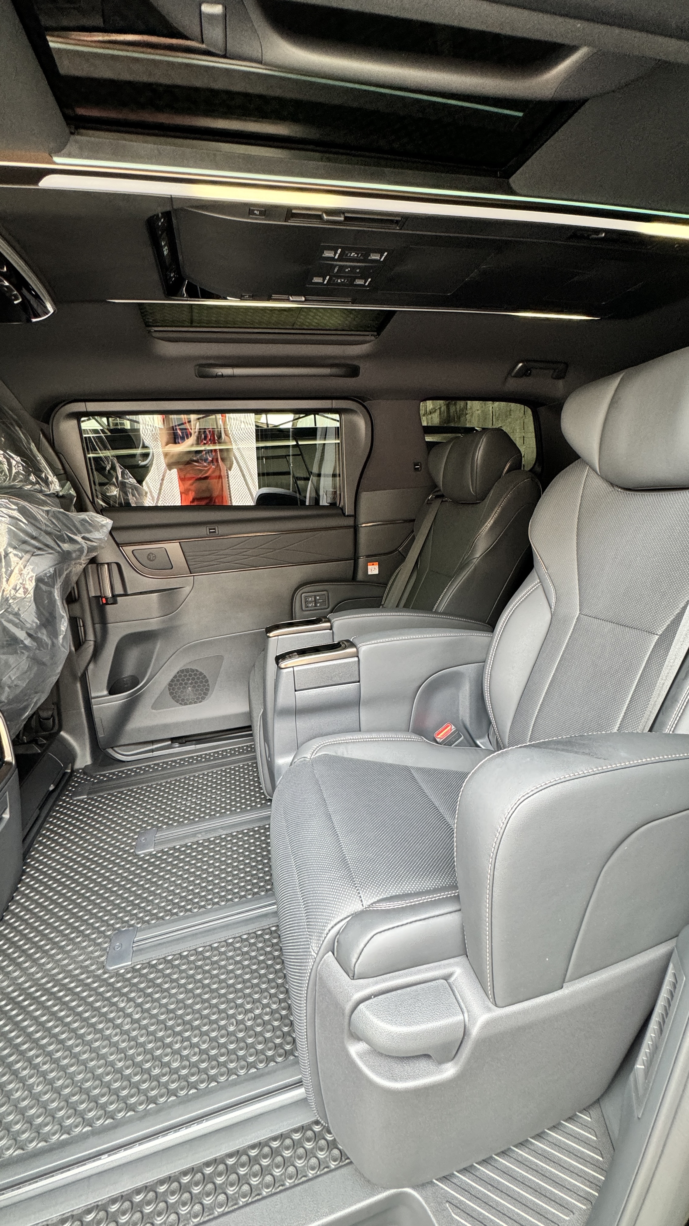 New Toyota Alphard Z 40 Model 2024-2025 VIP 7 Seats