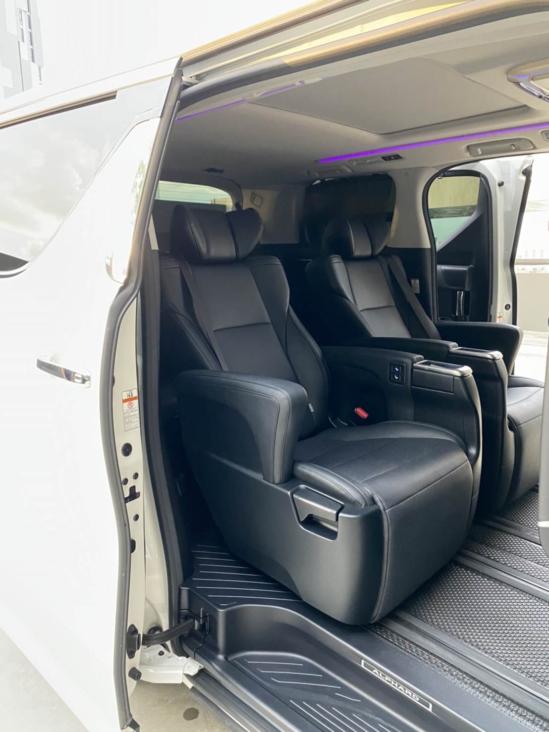 Toyota Alphard SC 30 Model 2021-2023 VIP 7 Seats