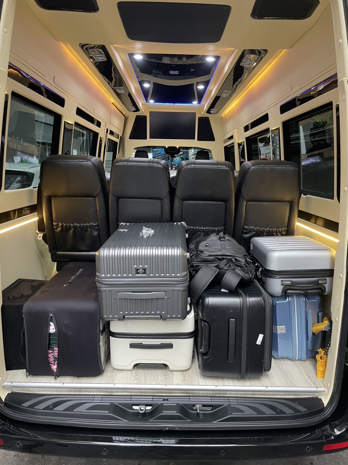 New Benz Sprinter 419 Model 2025 VVIP 10-13 Seats