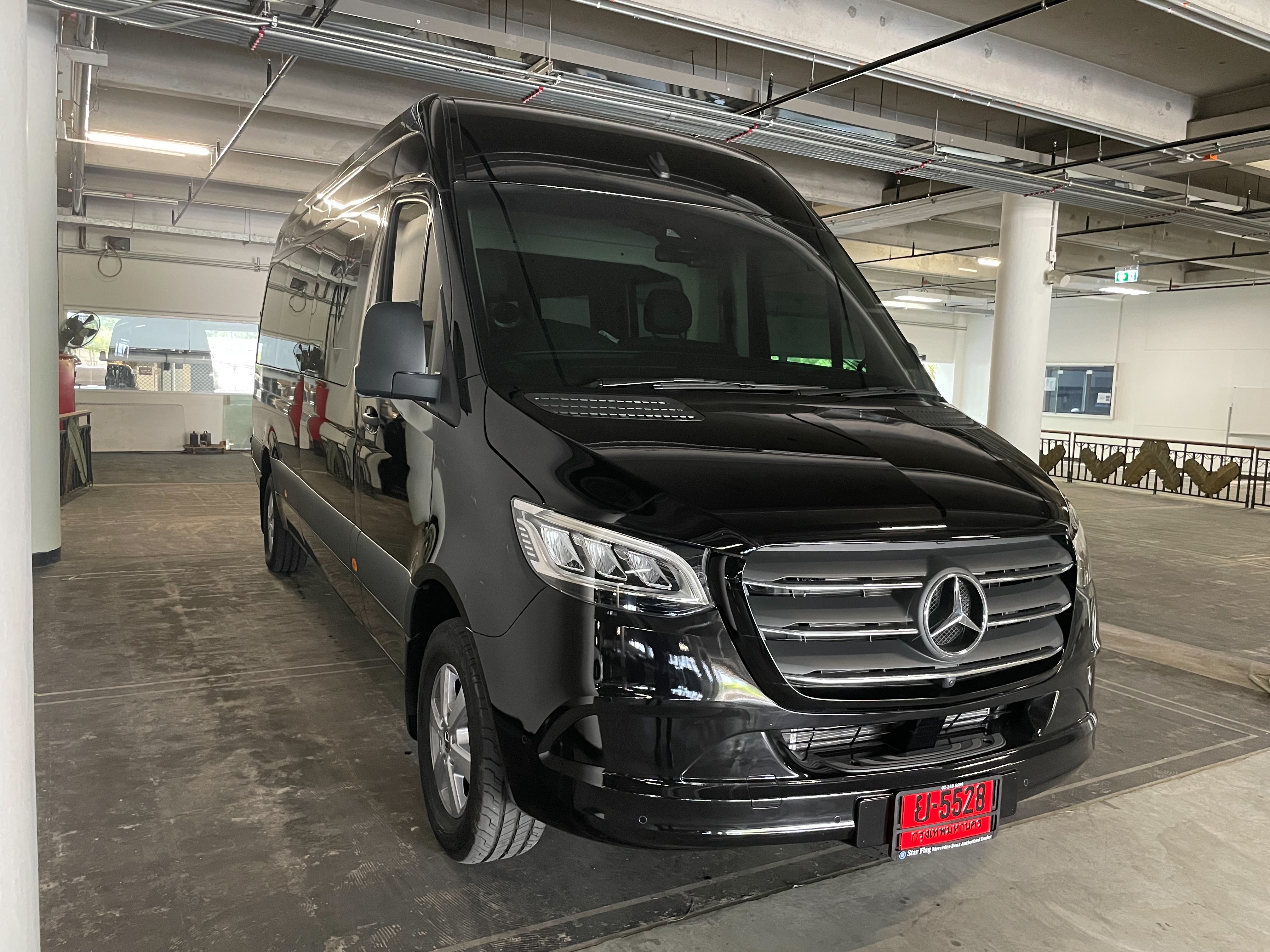New Benz Sprinter 419 Model 2025 VVIP 10-13 Seats