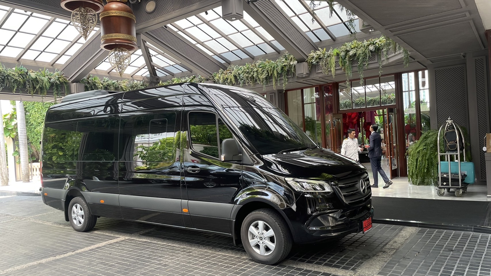 New Benz Sprinter 419 Model 2025 VVIP 10-13 Seats