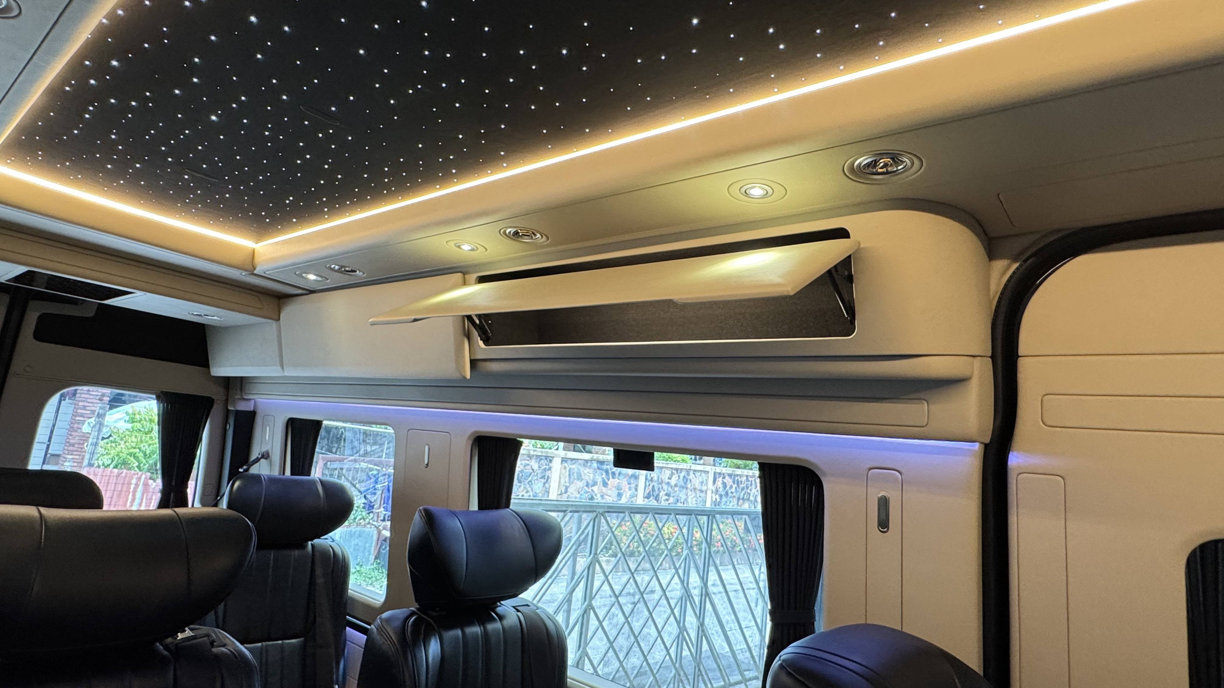 New Benz Sprinter 419 Model 2025 VVIP 10-13 Seats