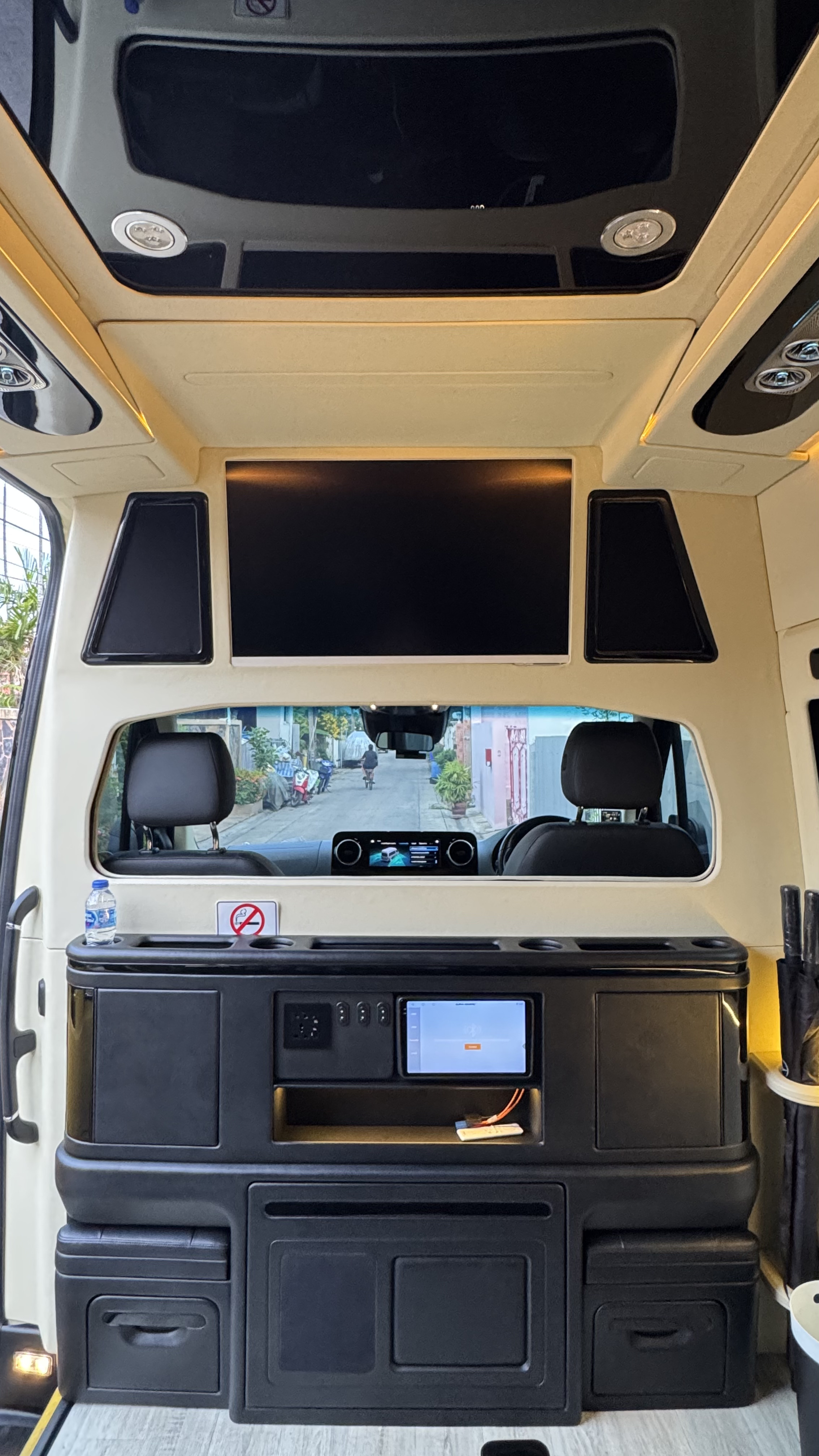 New Benz Sprinter 419 Model 2025 VVIP 10-13 Seats