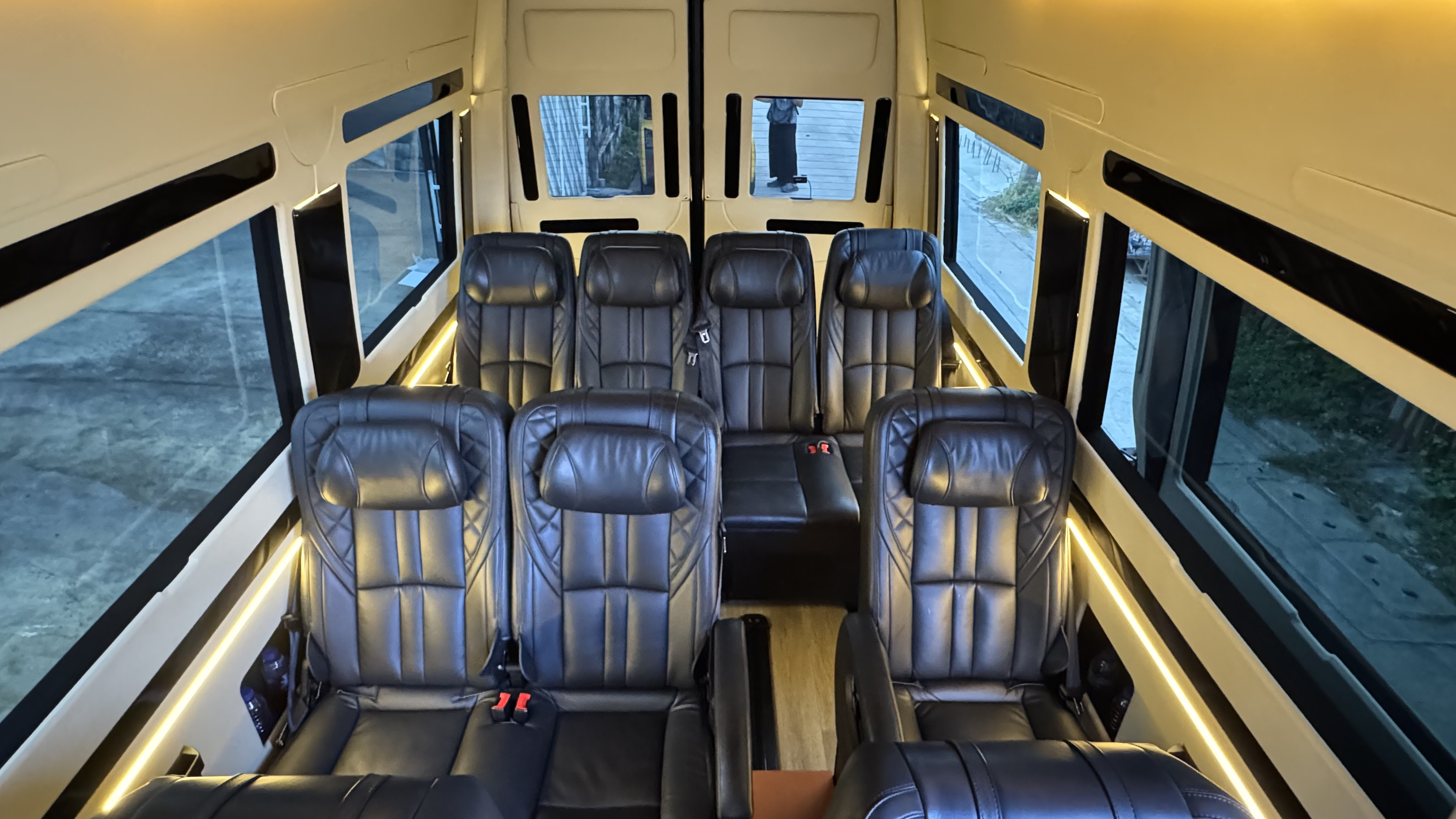 New Benz Sprinter 419 Model 2025 VVIP 10-13 Seats