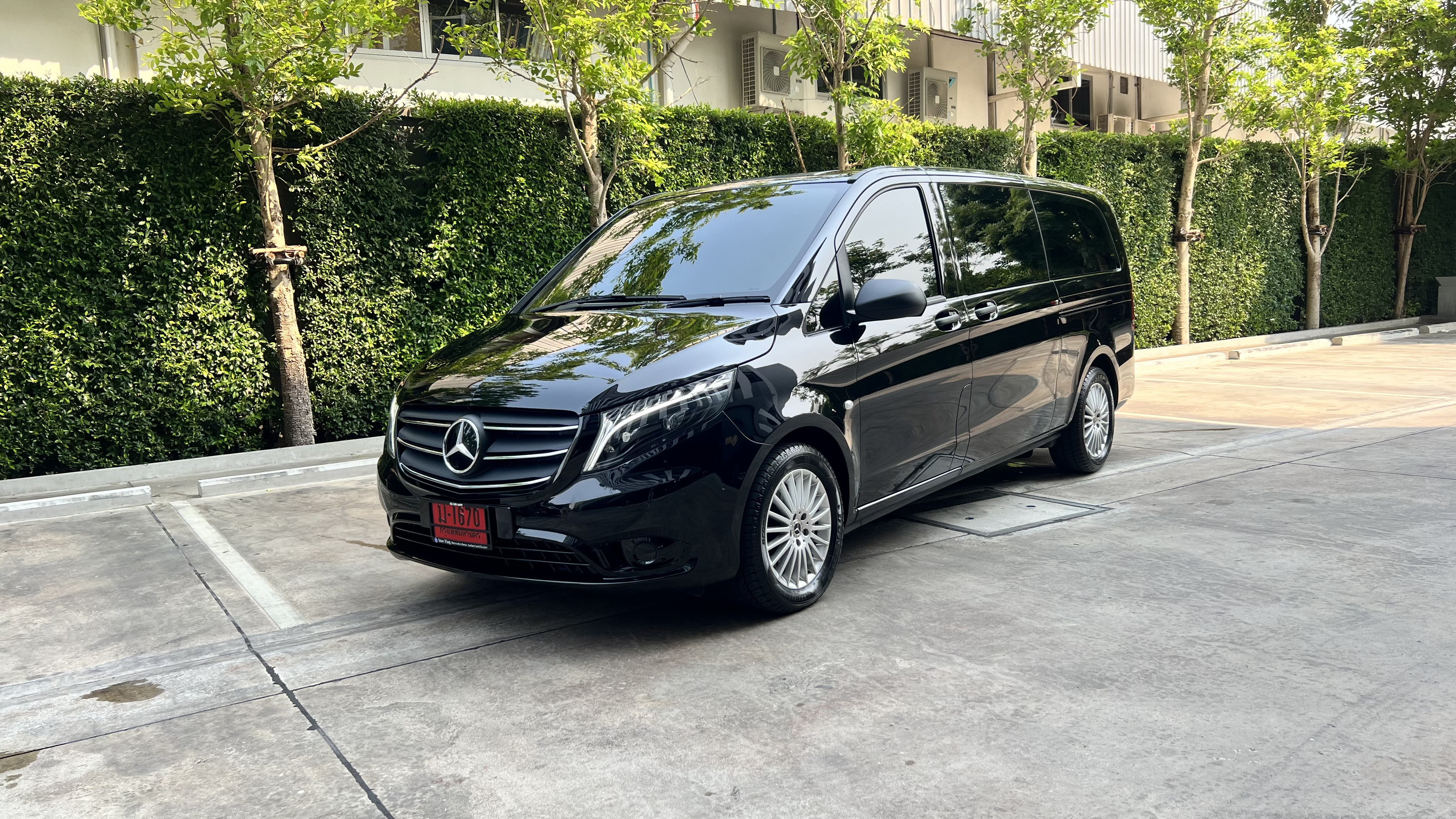 New Benz Vito 119 CDI Model 2023 VVIP 7 Seats