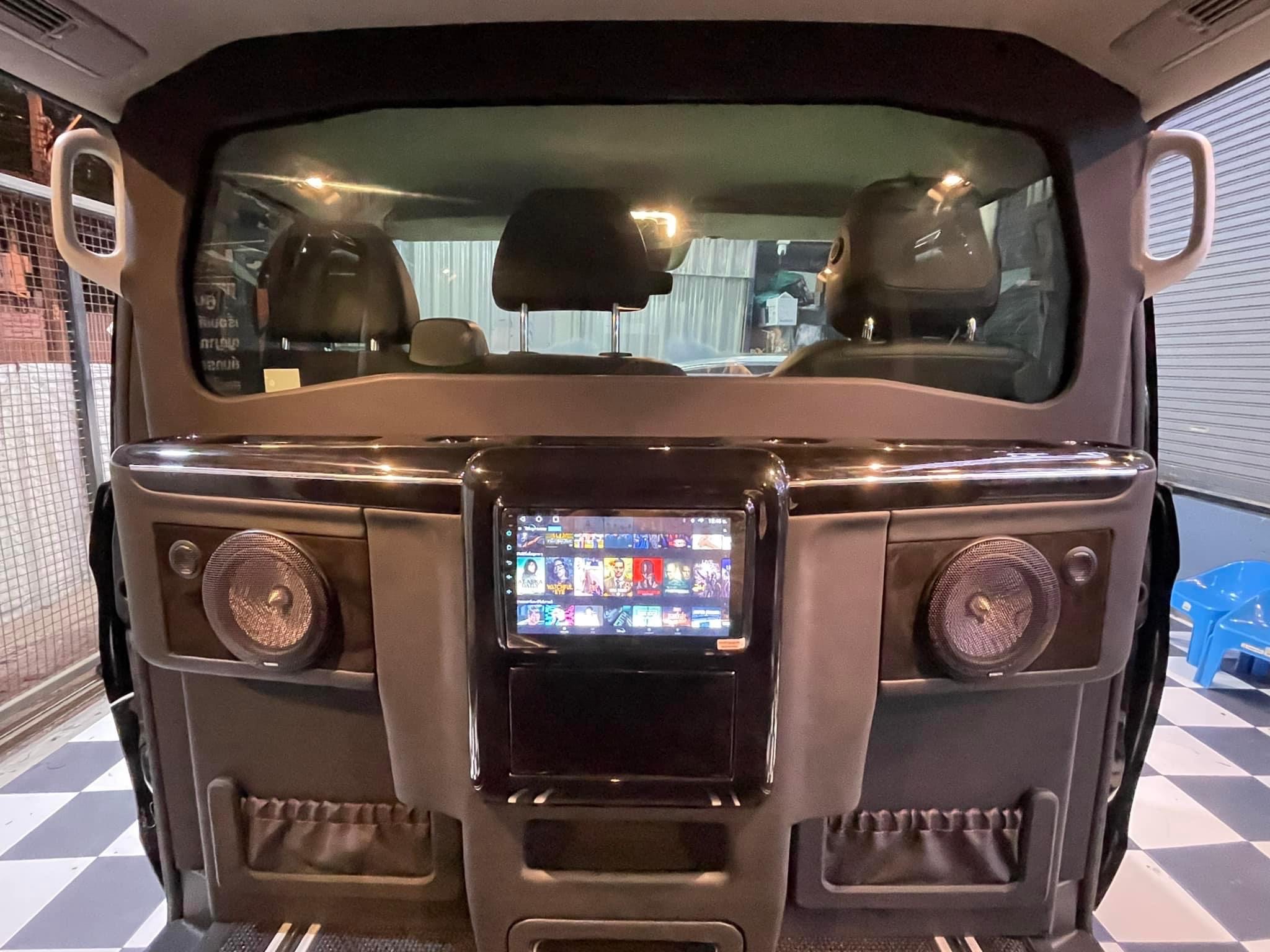 New Benz Vito 119 CDI Model 2023 VVIP 7 Seats