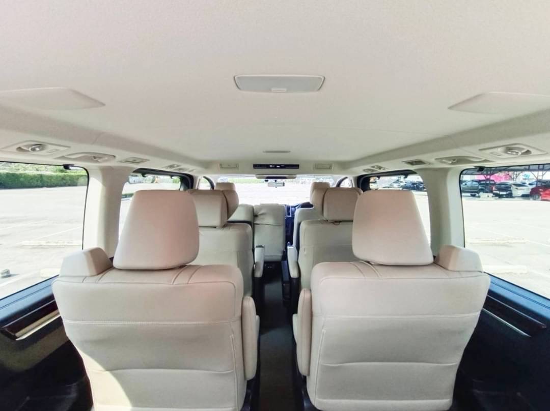 New Toyota Majesty Premium Model 2024 VIP 11 Seats