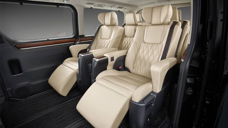 New Toyota Majesty Premium Model 2024 VIP 11 Seats