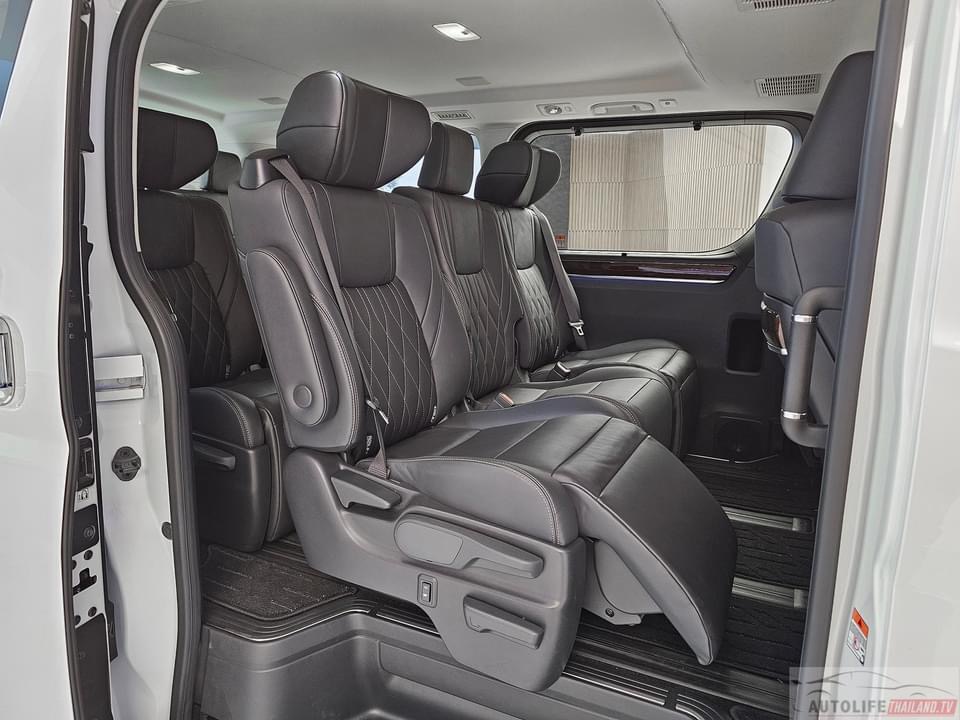 New Toyota Majesty Premium Model 2024 VIP 11 Seats