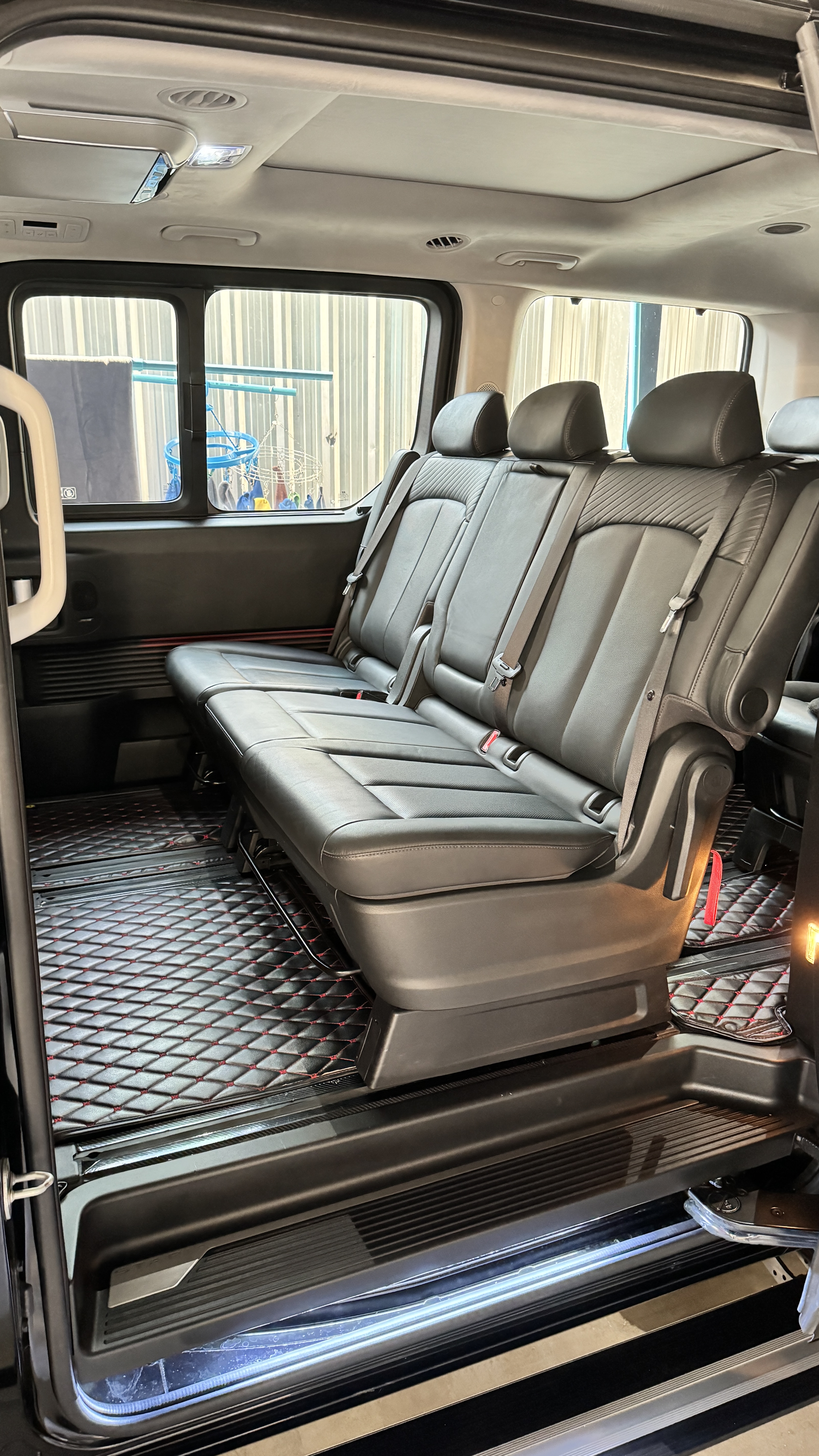 New Hyundai Staria Premium SEL Model 2023 VIP 7-11 Seats