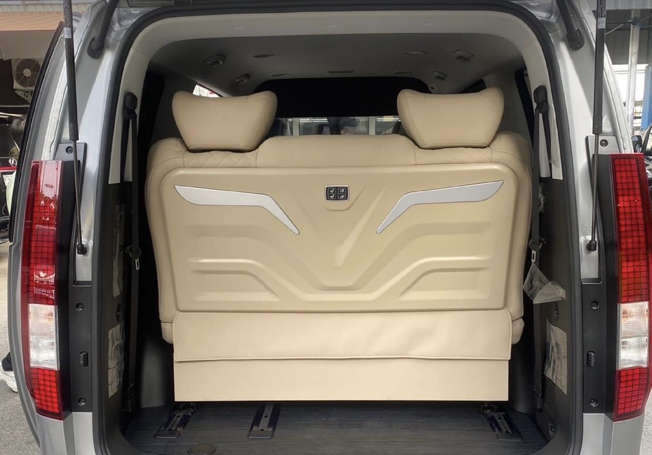 New Hyundai Staria Premium SEL Model 2023 VIP 7-11 Seats