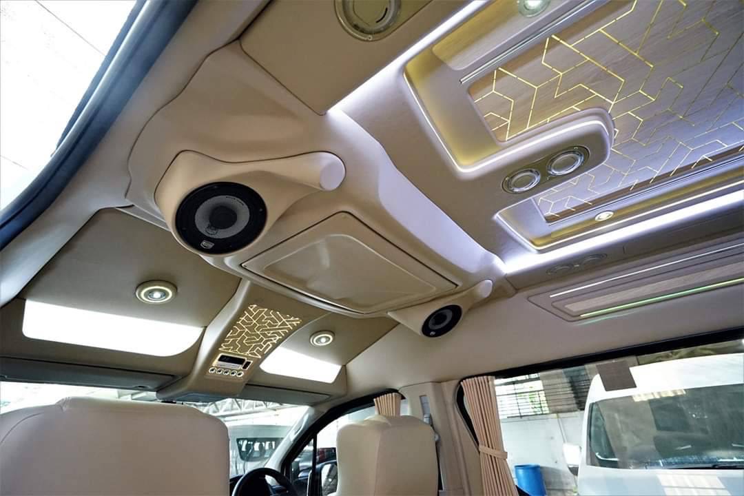 New Toyota Commuter Model 2023-2025 VIP 8-10 Seats