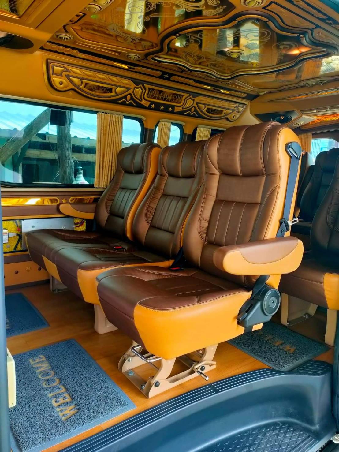 New Toyota Commuter Model 2023-2025 VIP 8-10 Seats