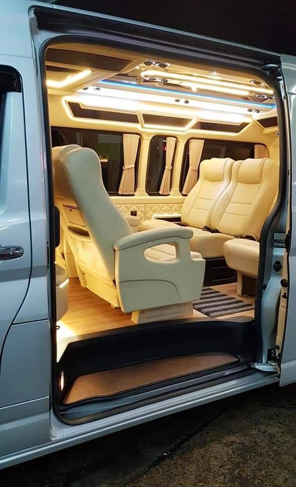 New Toyota Commuter Model 2023-2025 VIP 8-10 Seats