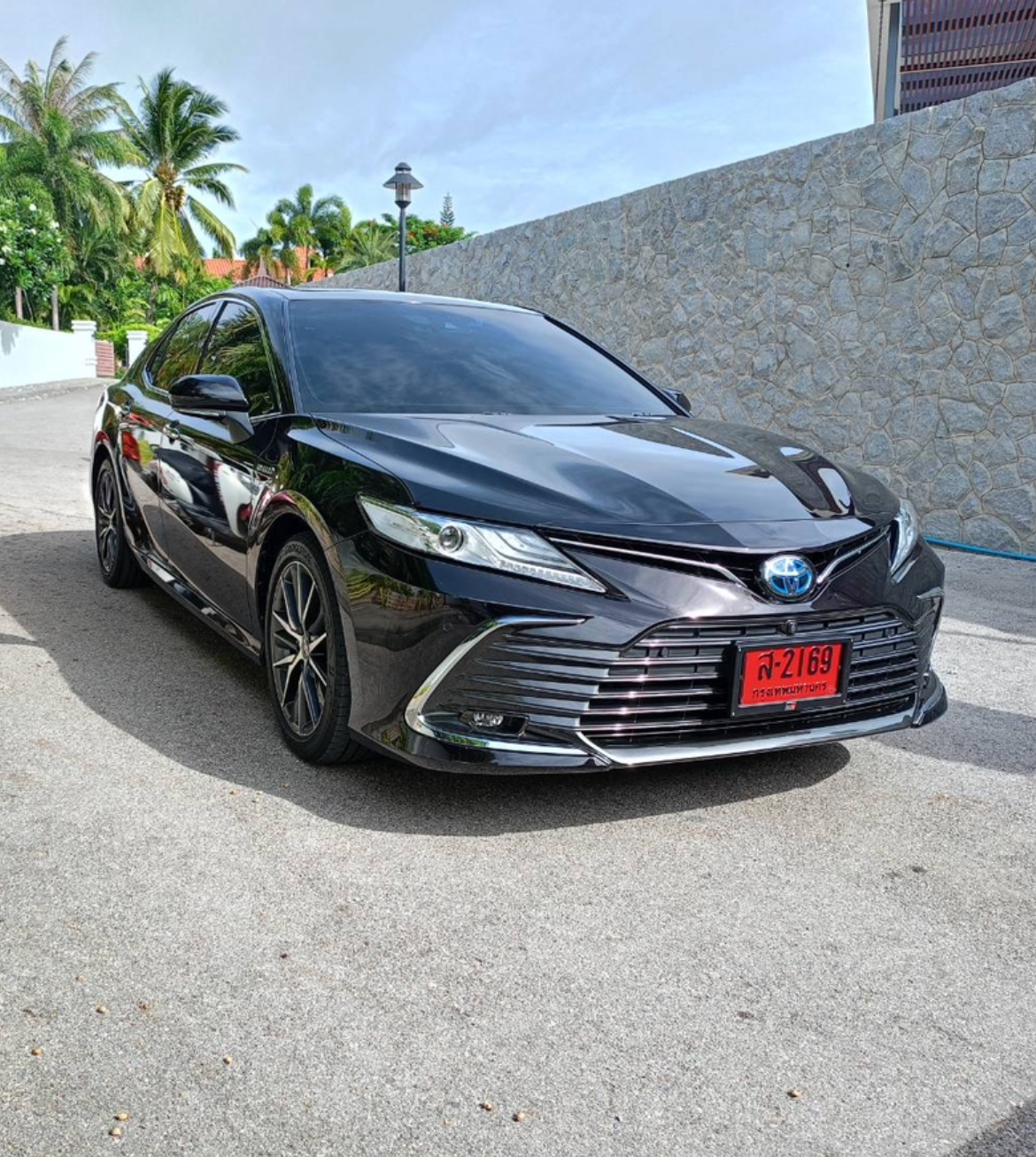 Toyota Camry Premium Luxury Model 2023 VIP 4 Seats