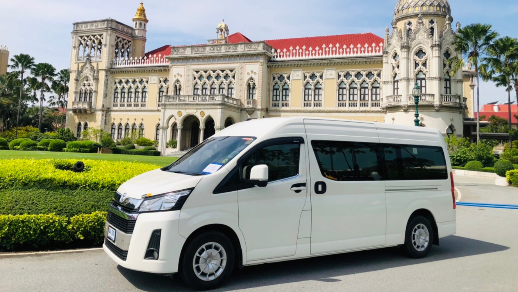 New Toyota Commuter Model 2023-2025 VIP 8-10 Seats