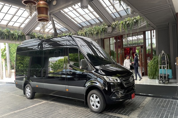 New Benz Sprinter 419 CDI Model 2025  VVIP 10-13 Seats