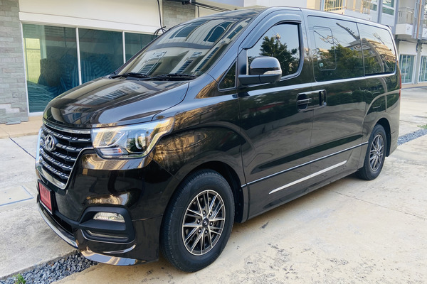 Hyundai H1 Deluxe , Elite NS 11 Seats Model Year 2023 - 2024